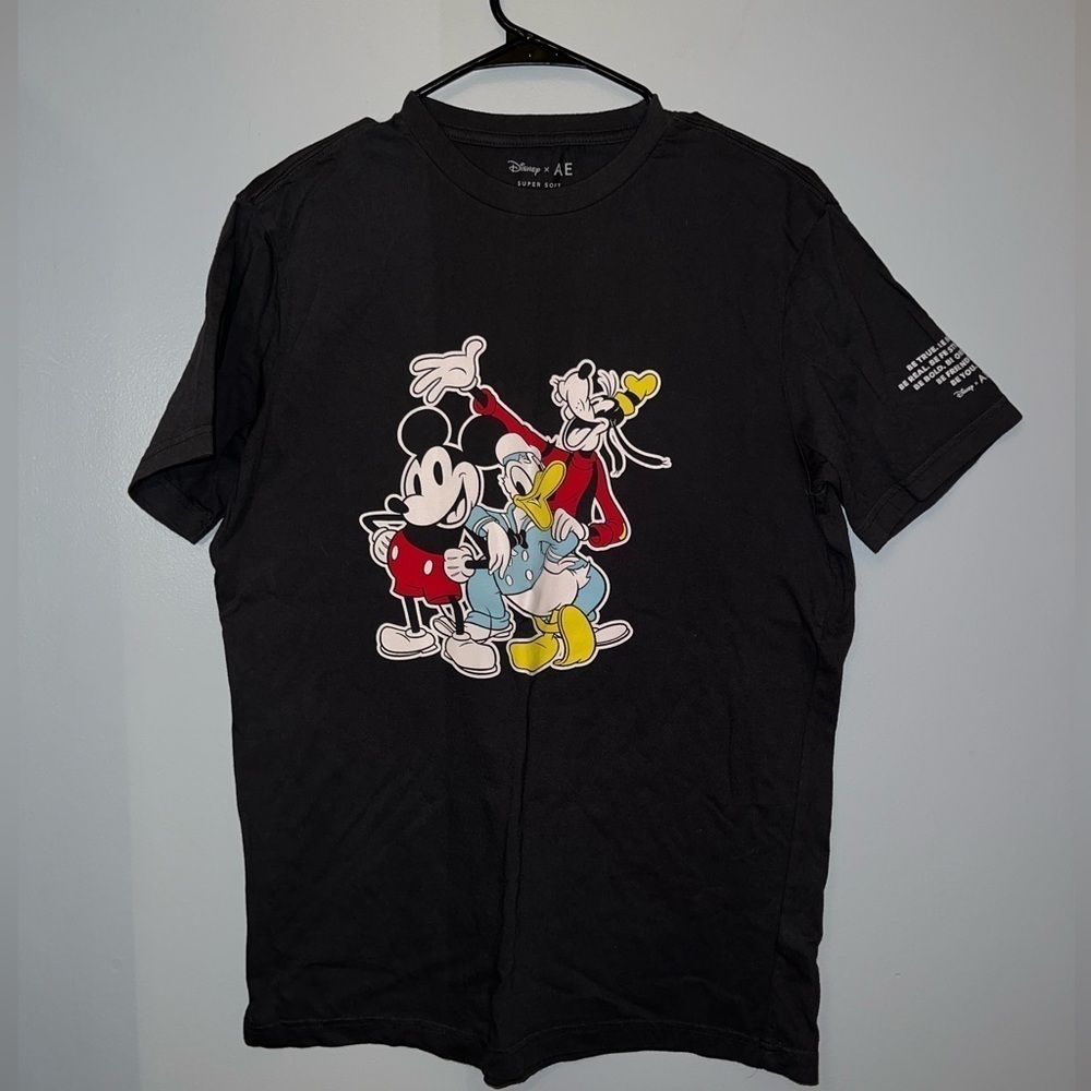 NWOT Disney x American Eagle Graphic Tee